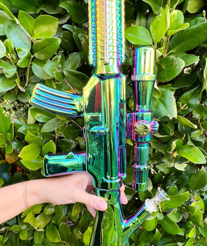 24-inch-green-metallic-iridescent-assault-rifle-glass-water-pipe-bong