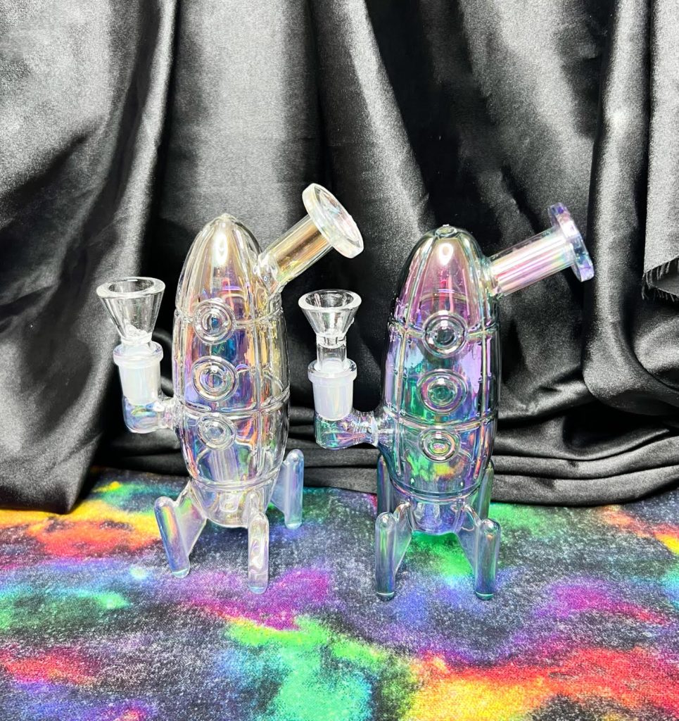 7-Inch Iridescent Rocket Ship Water Pipe/Dab Rig